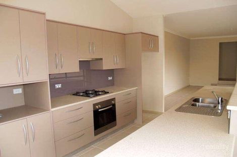 Property photo of 20 Hinchcliffe Close Goulburn NSW 2580