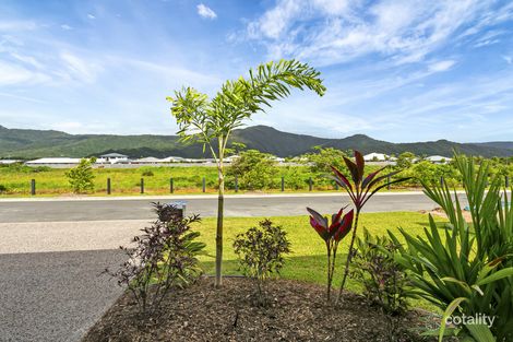 Property photo of 17 Barratta Circle Trinity Park QLD 4879