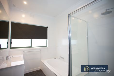 Property photo of 18 Dollar Avenue Horsham VIC 3400