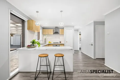 Property photo of 62 Toirram Crescent Cranbourne VIC 3977