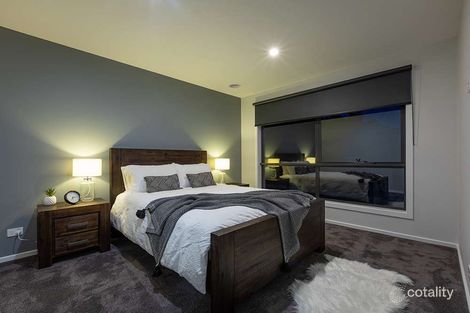 Property photo of 222 Wedge Circuit Invermay Park VIC 3350