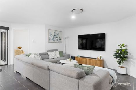 Property photo of 23 Bellbird Drive Bellbird Park QLD 4300