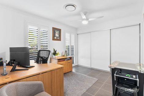 Property photo of 23 Bellbird Drive Bellbird Park QLD 4300