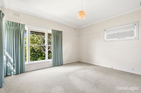 Property photo of 4 Lichen Grove Highton VIC 3216