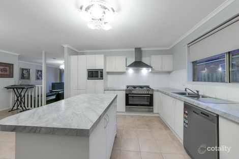 Property photo of 6 Kalastaire Grove Berwick VIC 3806