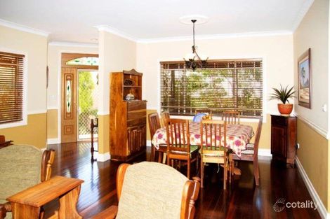 Property photo of 60 Simkin Crescent Kooringal NSW 2650