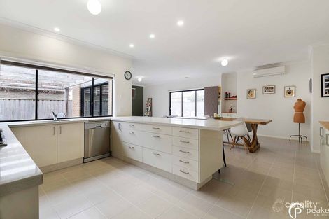 Property photo of 11 Silverleaf Crescent Officer VIC 3809