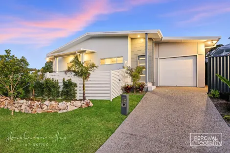 Property photo of 30 Tiger Quoll Drive Lake Cathie NSW 2445