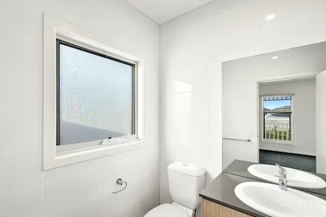 Property photo of 6 Baringhup Street Eynesbury VIC 3338