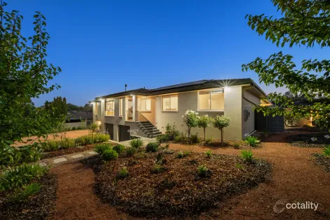 Property photo of 23 Shenton Crescent Stirling ACT 2611