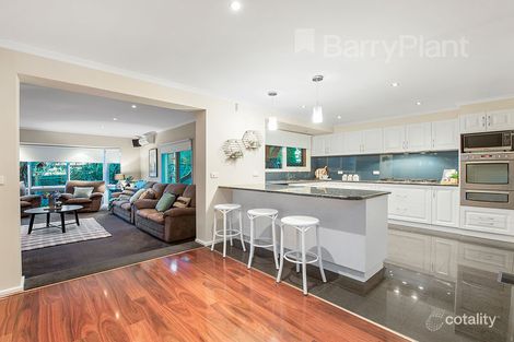 Property photo of 10 Cuthbert Court Wantirna South VIC 3152