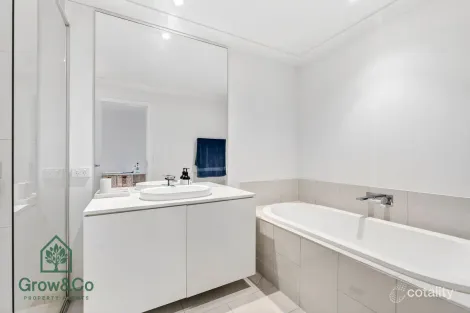 Property photo of 110 Forest Drive Pimpama QLD 4209