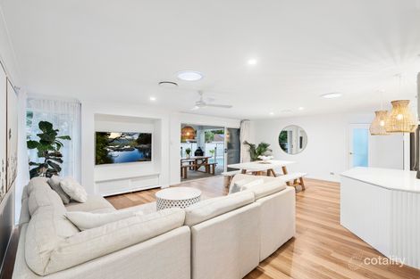 Property photo of 3 Stringybark Drive Molendinar QLD 4214