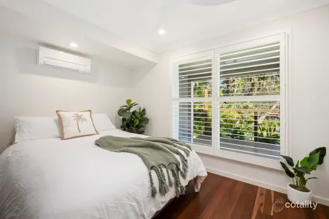 Property photo of 22 Coonanga Road Avalon Beach NSW 2107