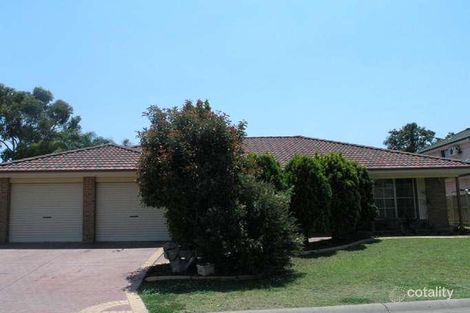 25 Bundarra Ct, Wattle Grove, NSW 2173