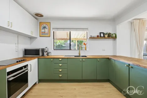 20 Smugglers Dr, Seaford Rise, SA 5169