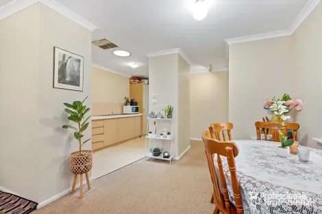 Property photo of 2/11 Morgan Loop Boulder WA 6432