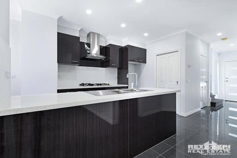 Property photo of 5/274 Pound Road Hampton Park VIC 3976