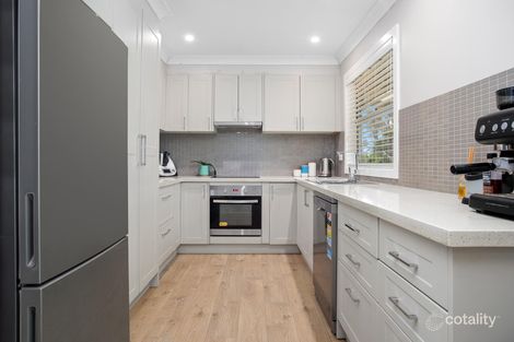 Property photo of 11 Armstrong Crescent Robertson NSW 2577