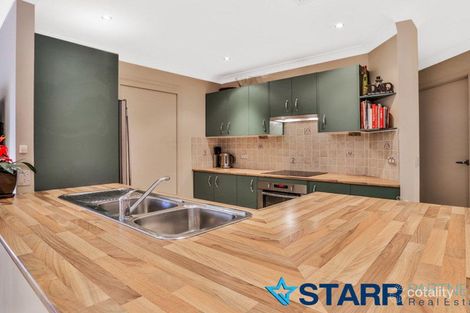 Property photo of 8 Barnard Place St Helens Park NSW 2560