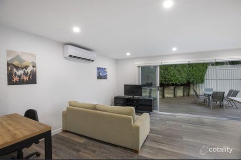Property photo of 2 Scribbly Gum Crescent Erina NSW 2250