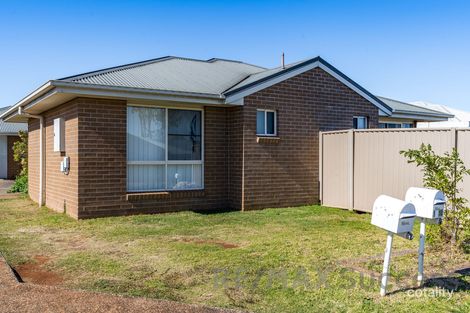 Property photo of 1/10 Northpoint Avenue Harlaxton QLD 4350