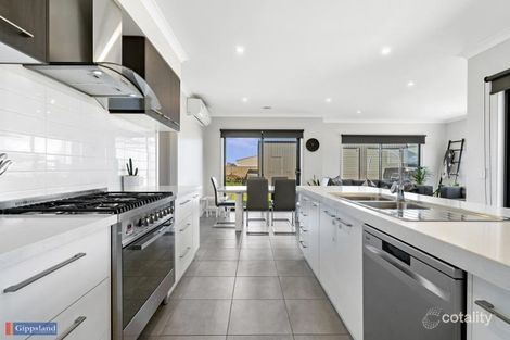 Property photo of 16 Currawong Crescent Maffra VIC 3860
