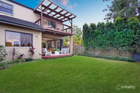 Property photo of 463 Pine Ridge Road Runaway Bay QLD 4216