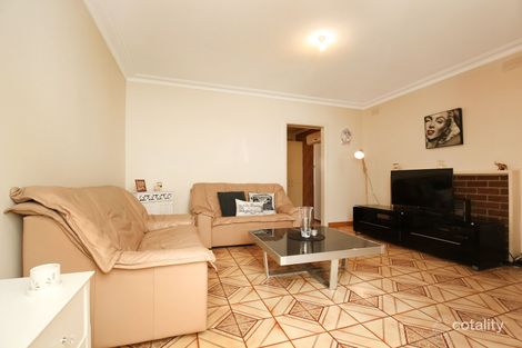 Property photo of 62 Banbury Road Reservoir VIC 3073