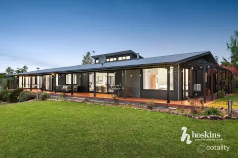 Property photo of 699 Heckers Hill Way Kangaroo Ground VIC 3097