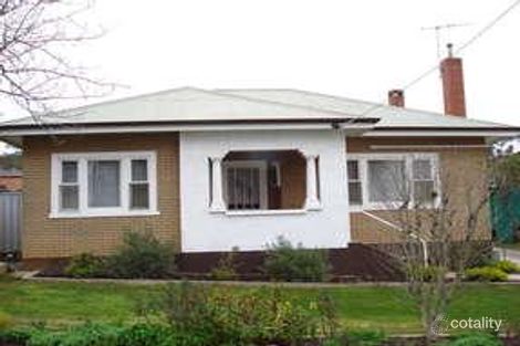 11 Clarendon St, Maryborough, VIC 3465