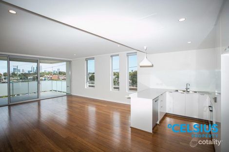 Property photo of 4/32 Whatley Crescent Mount Lawley WA 6050