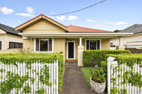 Property photo of 4 Queen Street Botany NSW 2019