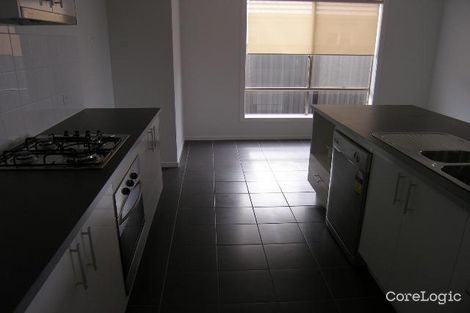 Property photo of 11 Barwick Gardens Point Cook VIC 3030