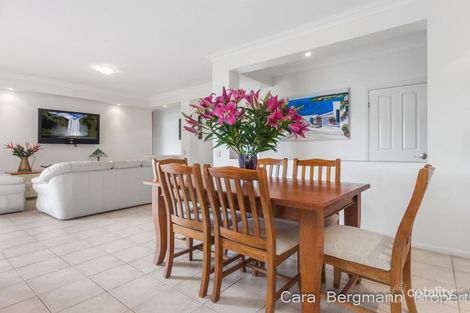 8 Dellwood Ct, Ferny Hills, QLD 4055