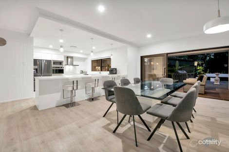 Property photo of 8 Timberlea Court Helensvale QLD 4212