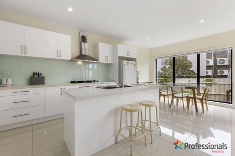 Property photo of 2/71 Atkinson Street Chadstone VIC 3148