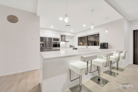 Property photo of 8 Timberlea Court Helensvale QLD 4212