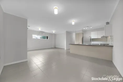 Property photo of 2 Castlegate Lane Craigieburn VIC 3064