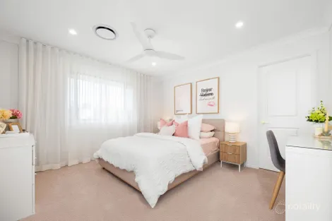 Property photo of 68 Valaria Avenue Seven Hills QLD 4170