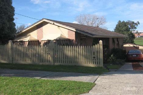 11 Lorraine Cres, Jacana, VIC 3047