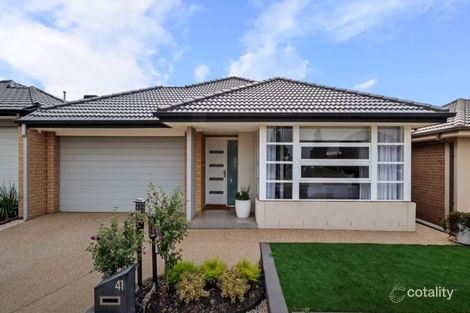 Property photo of 41 Wiltshire Boulevard Thornhill Park VIC 3335