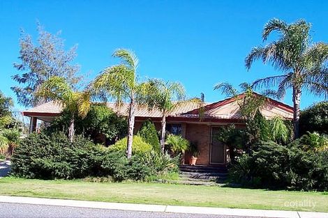 3 Redcliffe Ave, Marangaroo, WA 6064