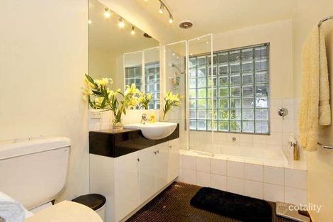 Property photo of 27 Thornbury Crescent Malvern East VIC 3145