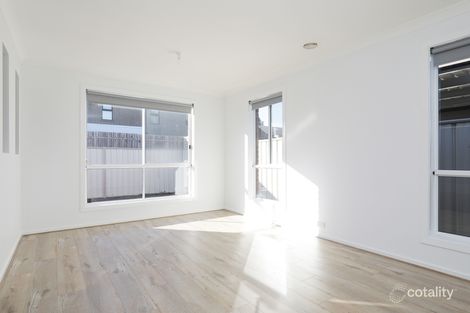 Property photo of 11 Higgins Way Truganina VIC 3029