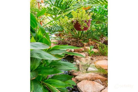 Property photo of 14 Meloway Drive Maida Vale WA 6057