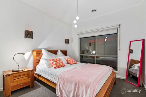 Property photo of 16 Coronation Street Taylors Hill VIC 3037