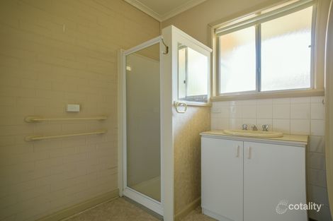 2/105 Drummond St N, Lake Wendouree, VIC 3350