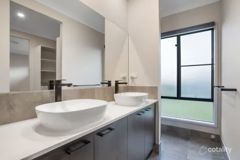 Property photo of 13 Cullen Street Pimpama QLD 4209