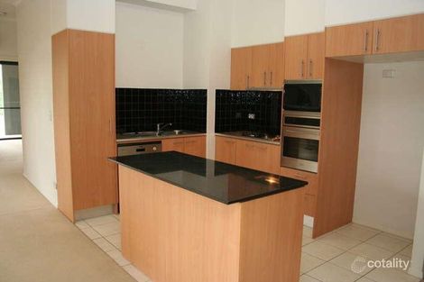 Property photo of 2/287 Wickham Terrace Spring Hill QLD 4000